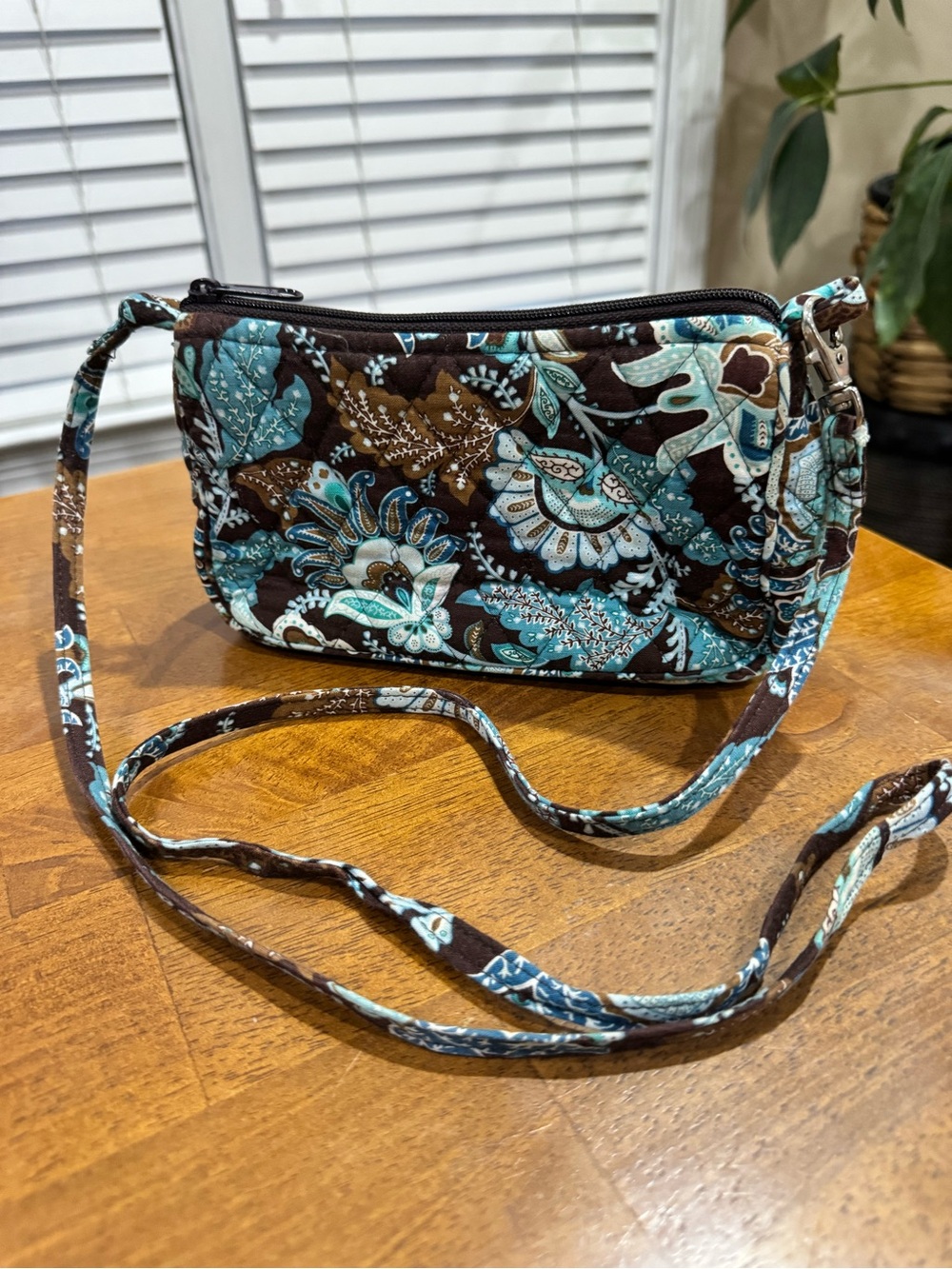 Vera Bradley Retired Java Blue Floral Print Small Crossbody